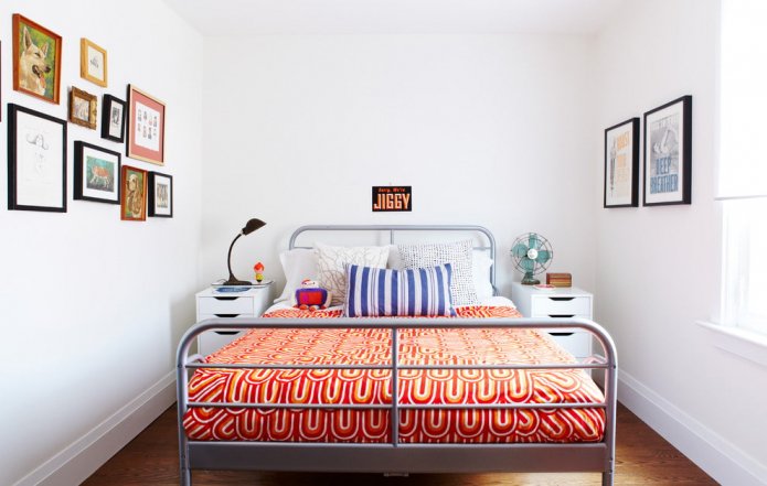 central pillow placement