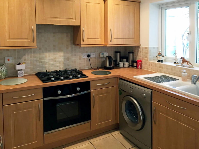 Washing machine and sink under the window