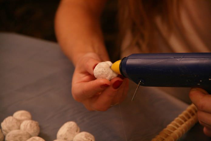 Gluing the nuts
