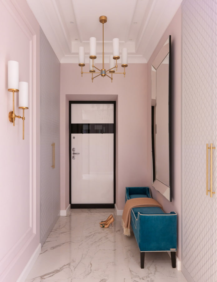 Glossy surfaces in the hallway
