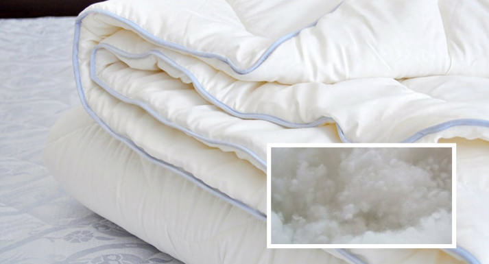 blanket with polyester fiber filler
