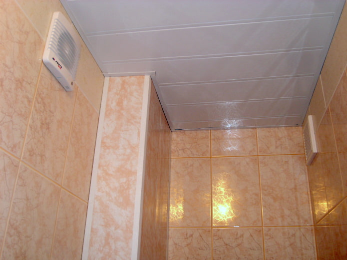 Closing pipes with plastic panels