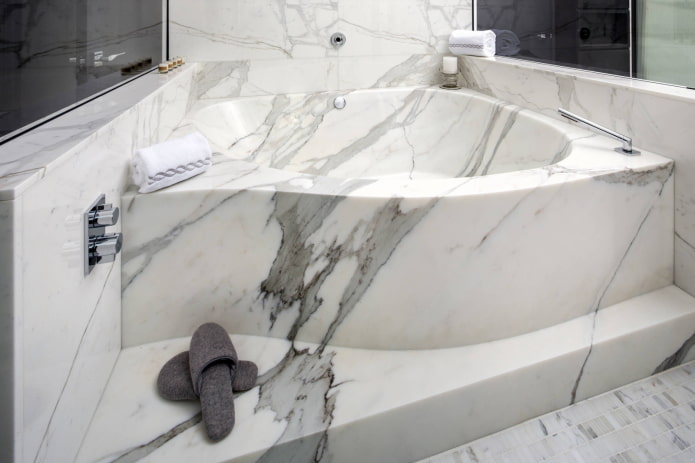 marble bathtub