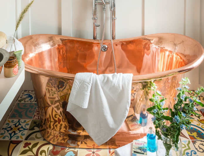 copper bathtub
