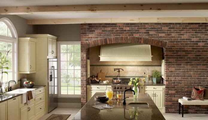 brick-like kitchen decoration