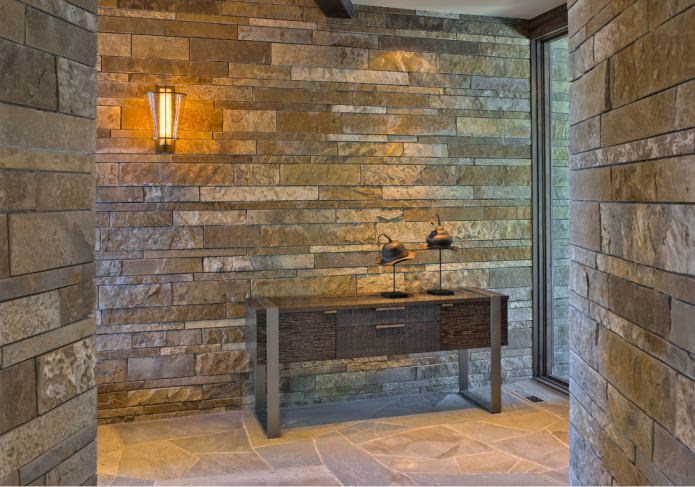 stone finishing of the hallway