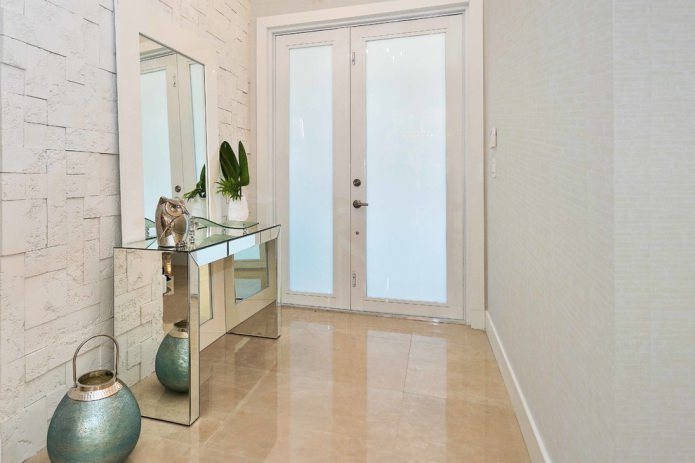 wall decoration with white stone