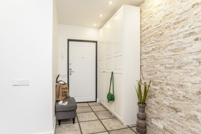decorative stone finishing on the wall in the interior
