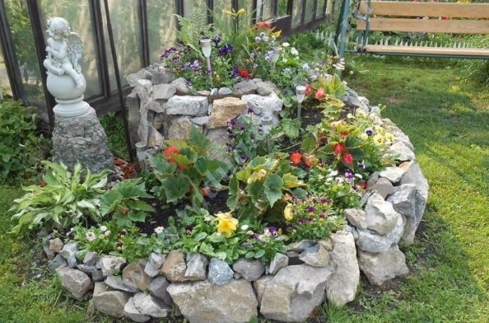 flowerbed