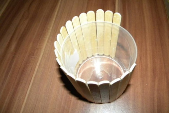 pencil holder made of sticks