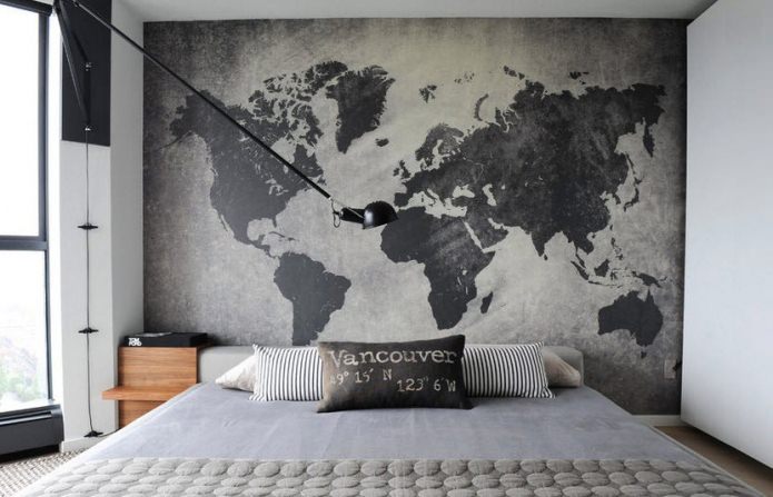 world map at the headboard beds