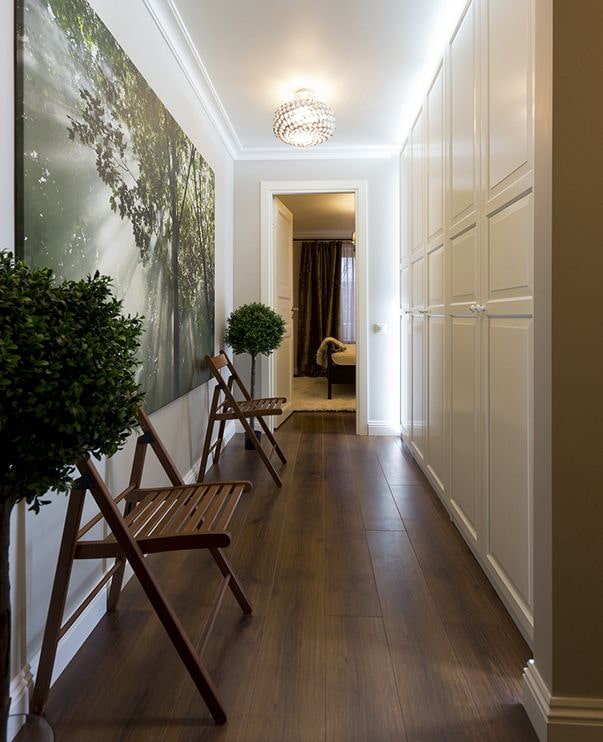 painting in a narrow corridor