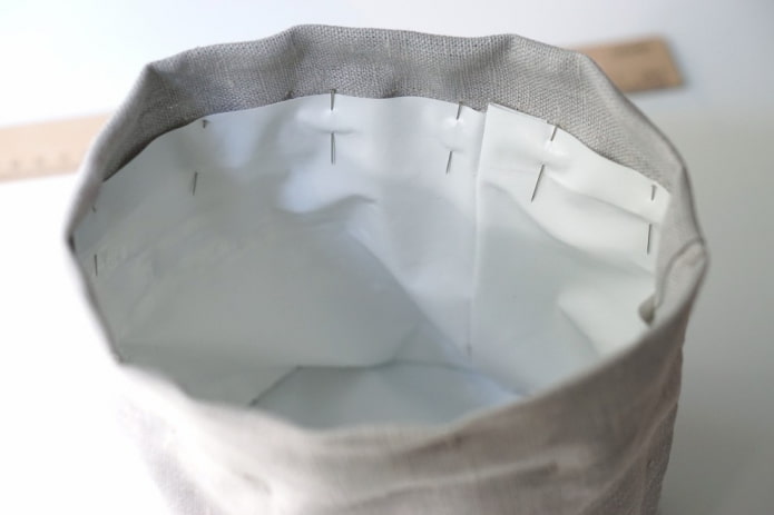 Oilcloth lining