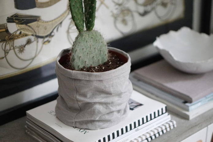 Ready-made fabric flowerpot