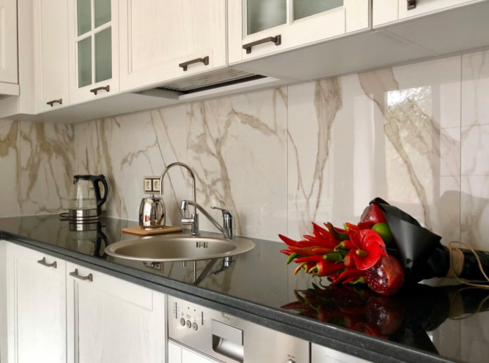 porcelain tile apron