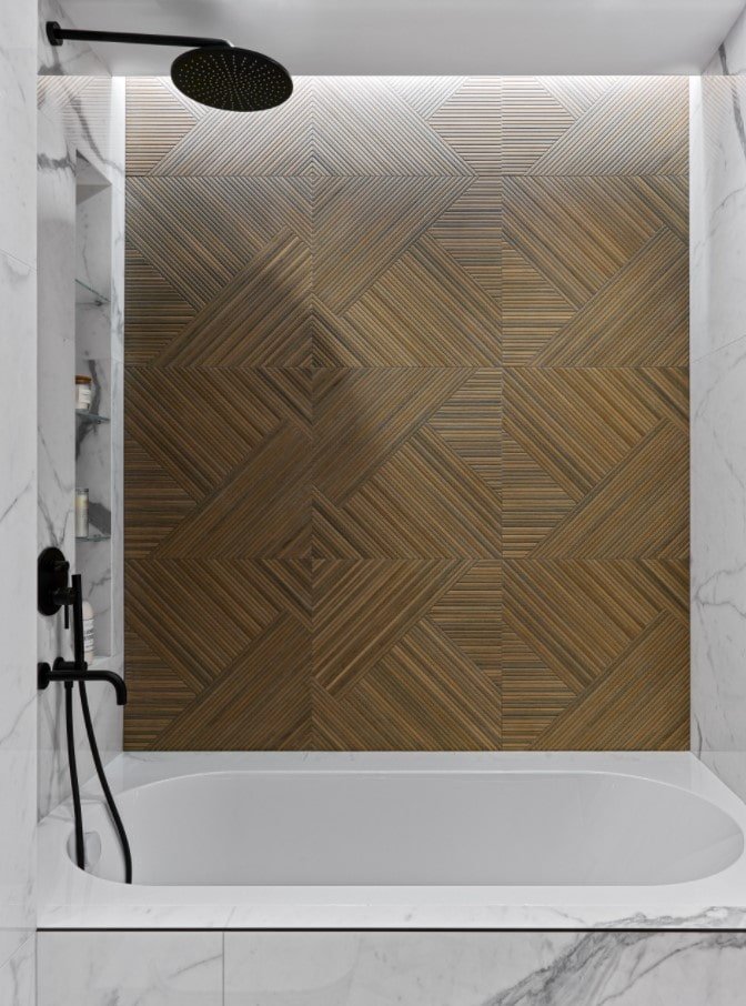 wood-look porcelain stoneware in the bathroom