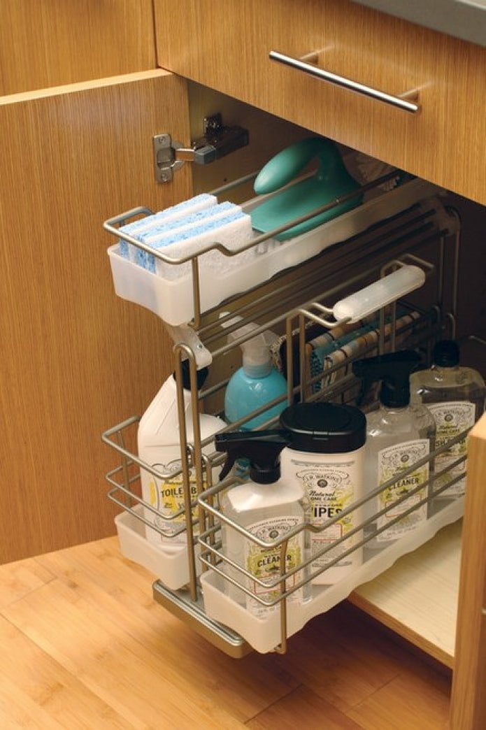 Under-cabinet cleaning products