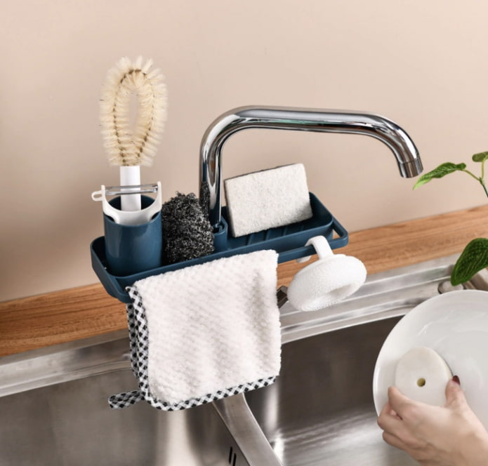 Holder on the faucet