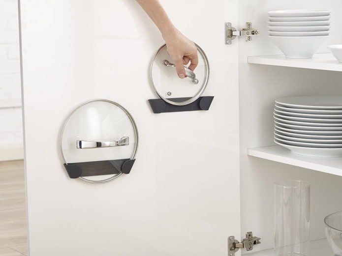 Lid holders from the store