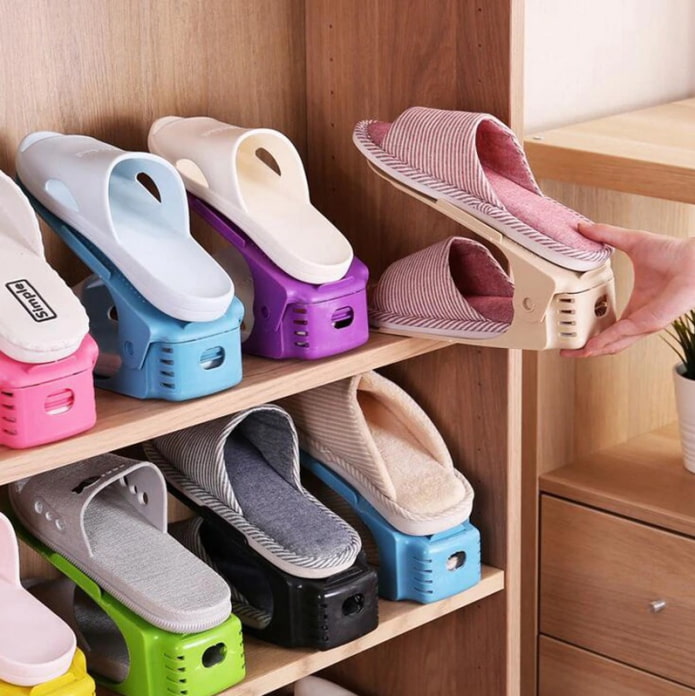 Shoe stand