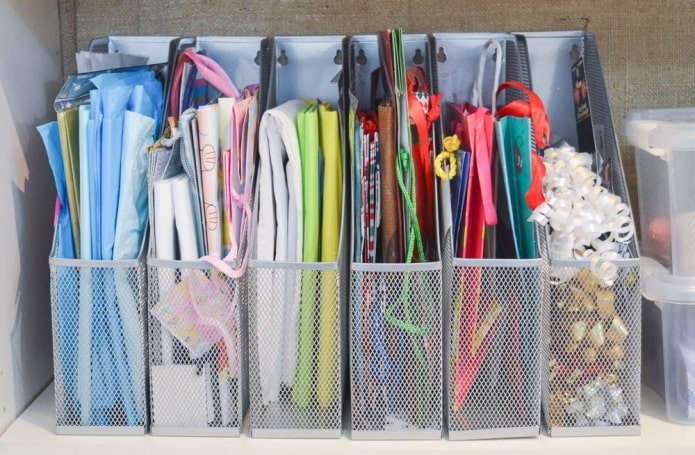Bags in document dividers