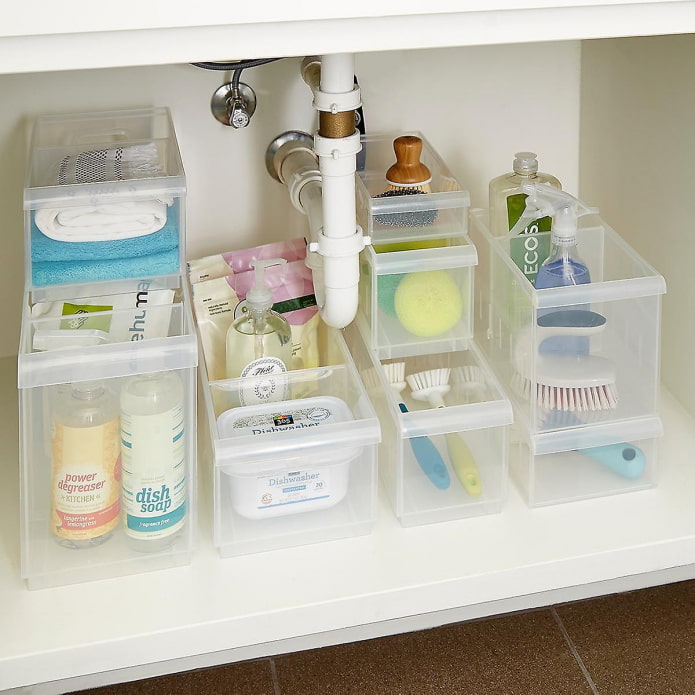 Plastic containers