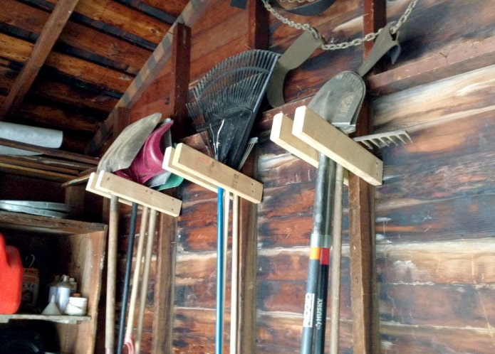 Barrel Holders