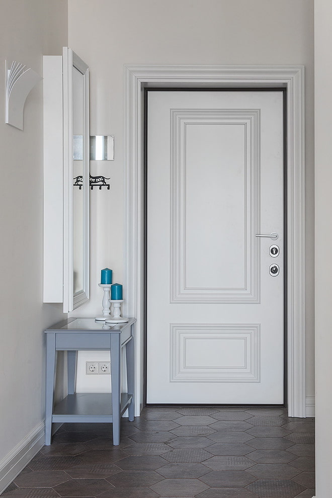 Mirror-cabinet