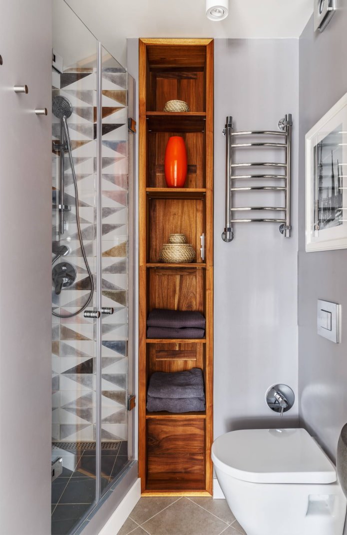 Narrow shelving unit