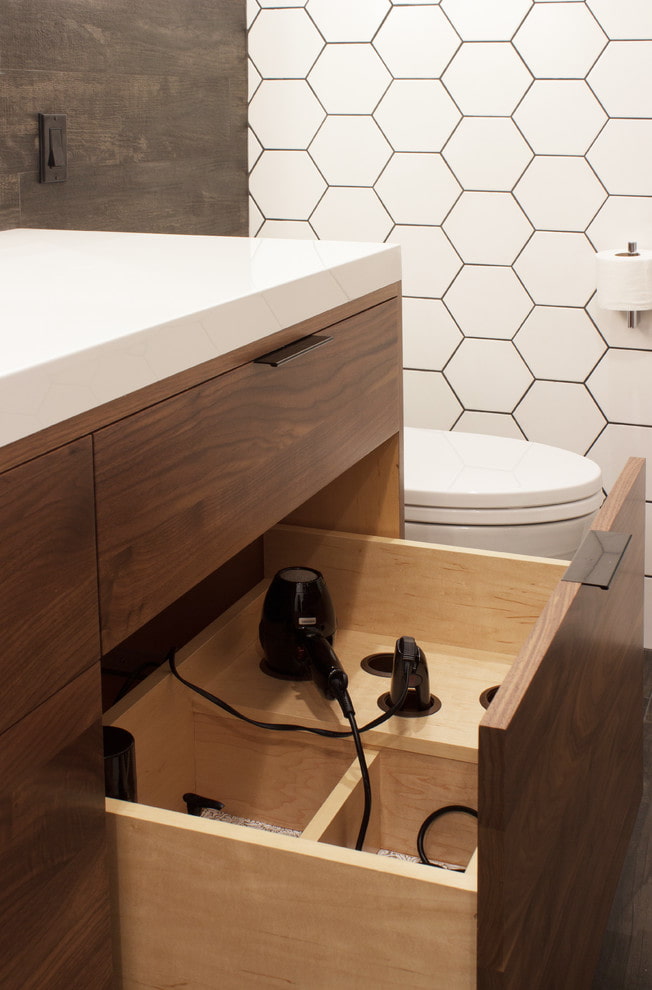 Internal filling of the cabinet