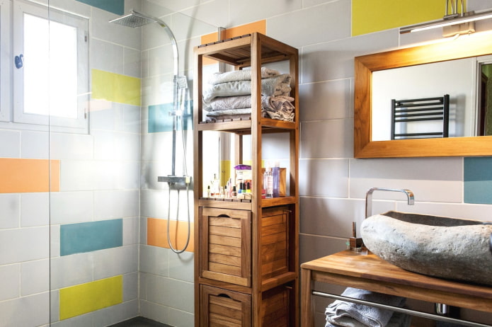 Shelf in the shower