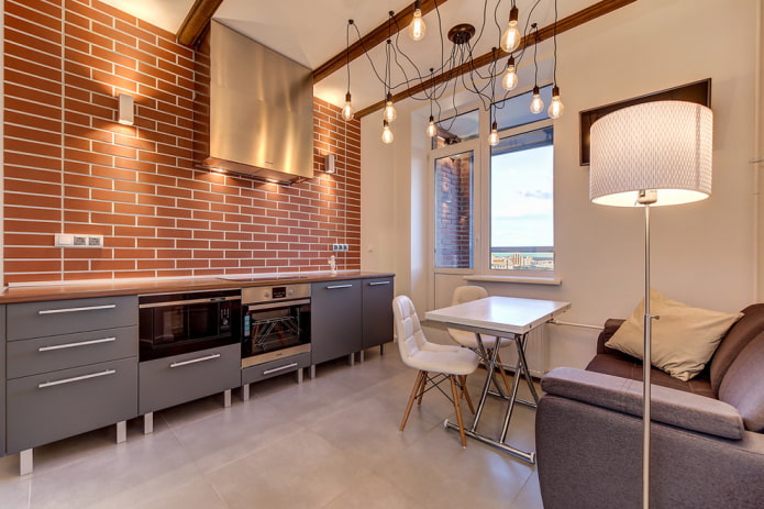 brick-like apron in the kitchen interior