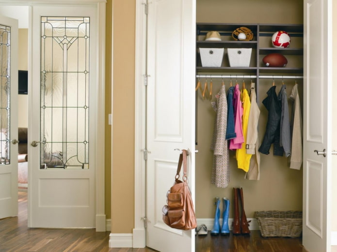 design of a small storage room in the interior