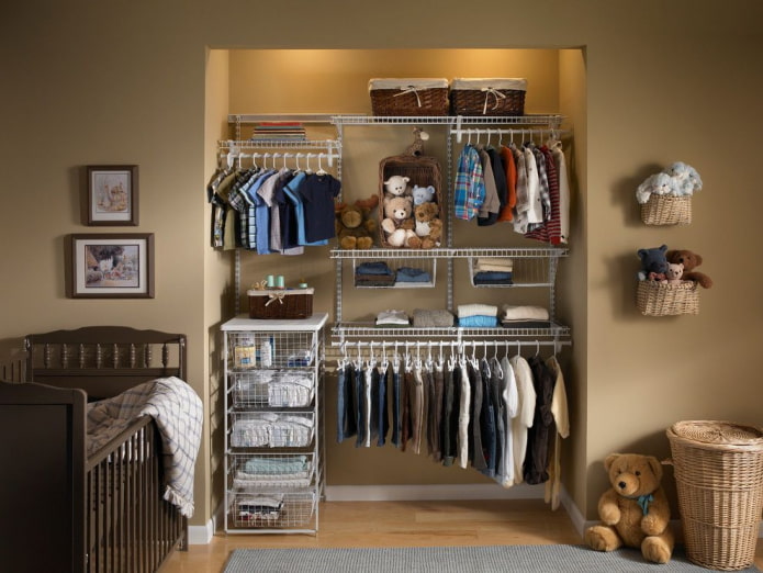 design of a pantry for children's things