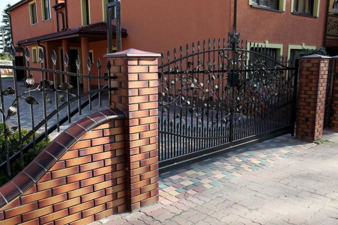 fence with clinker tile cladding