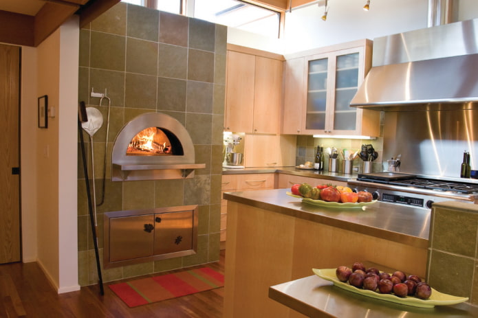 stove with clinker tile cladding
