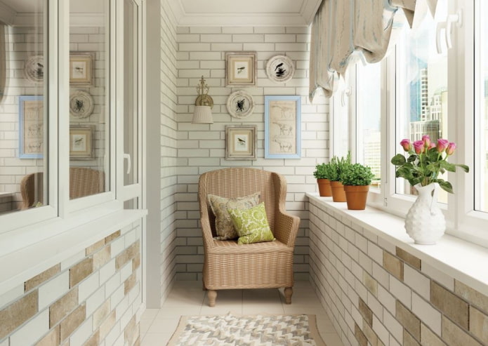 balcony with clinker tile cladding