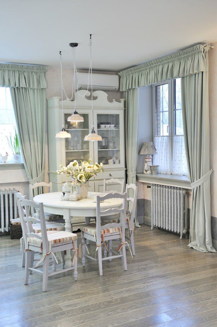 curtains of different lengths