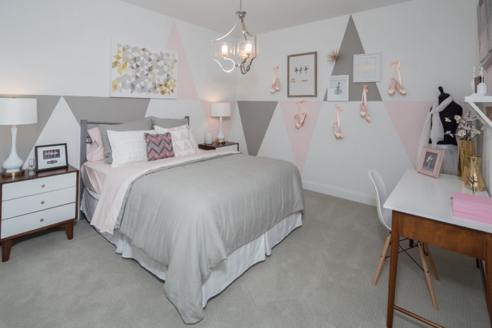 decorating a teenage girl's bedroom