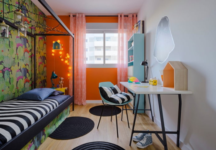 bedroom decoration for a teenage girl