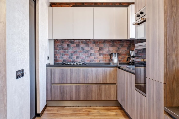 kitchen finishing in brown tones