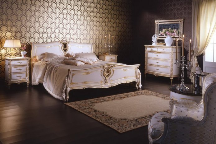 combination of brown and gold wallpaper with a dark floor