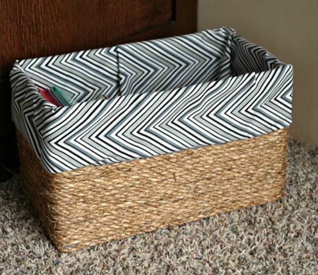 Box with rope
