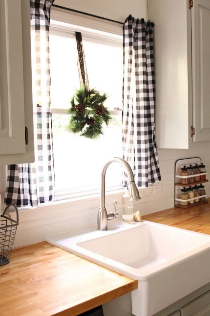 short curtains in a plaid