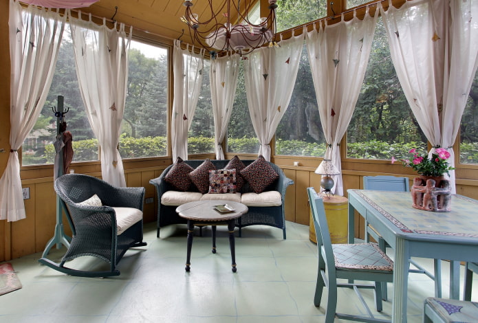 short curtains in the gazebo