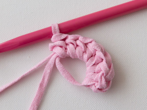 7 half double crochet stitches