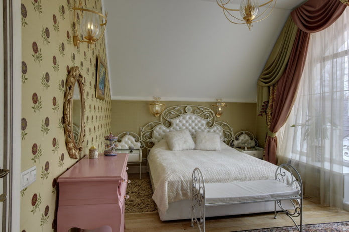 wrought iron bed with carriage coupler in the interior
