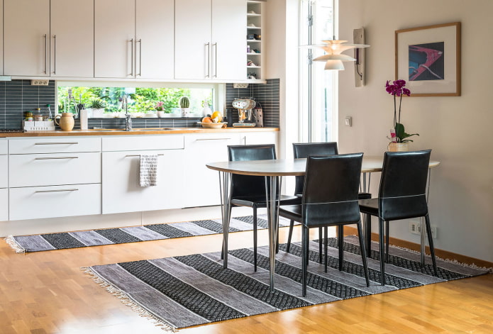 rugs for the kitchen