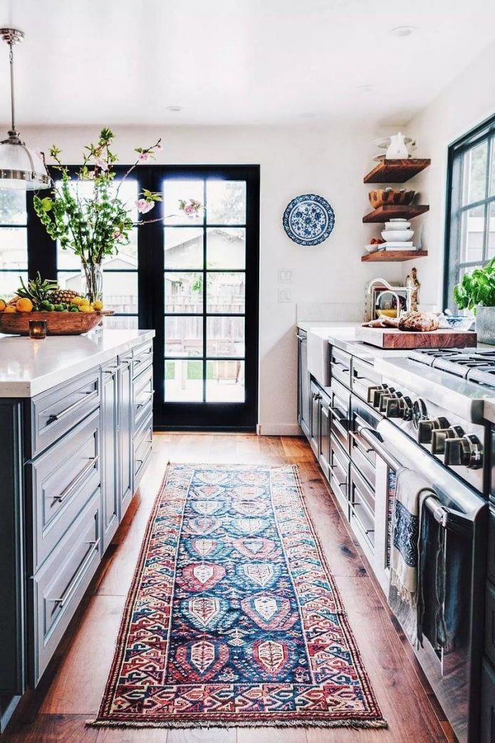 carpet in the work area in the kitchen