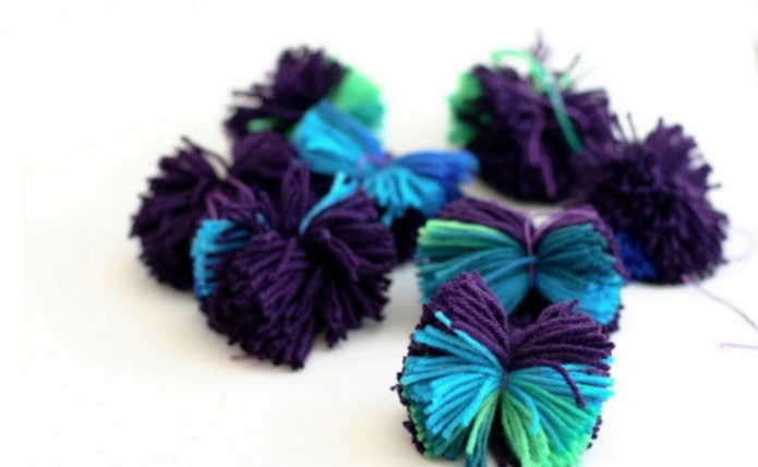 Ready-made pom-poms